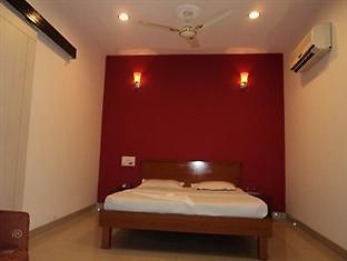 Hotel Royal Palace Malad Ngoại thất bức ảnh