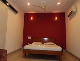 Hotel Royal Palace Malad Ngoại thất bức ảnh